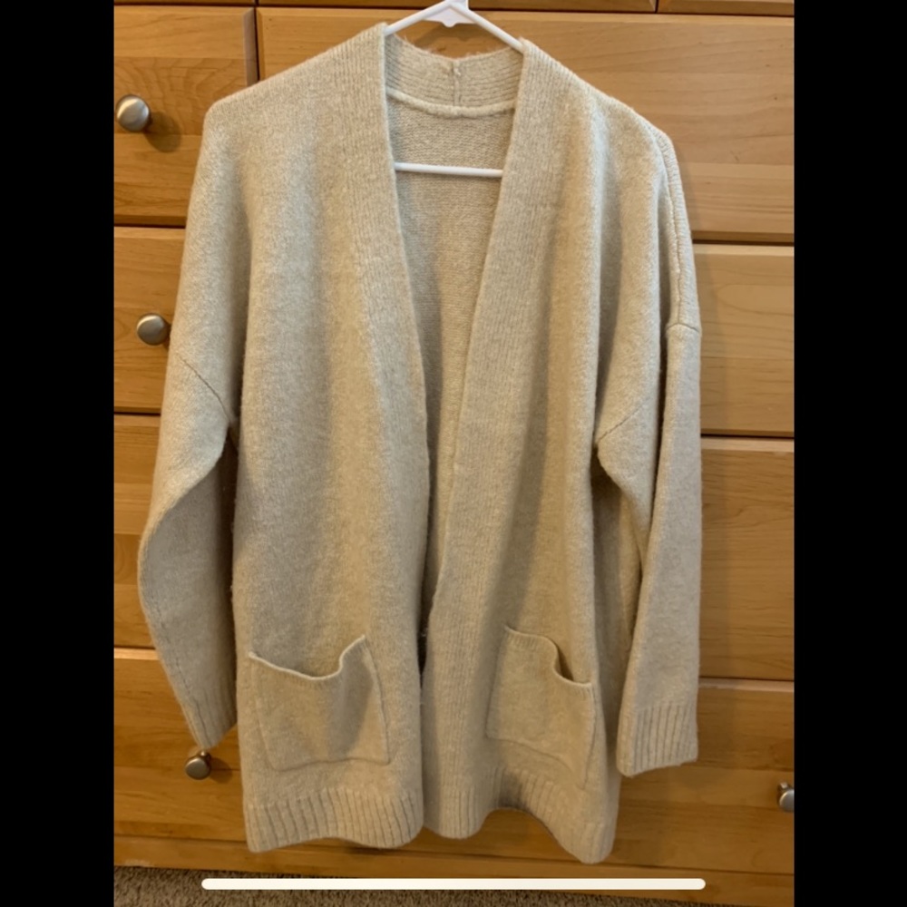 Old navy cardigan
